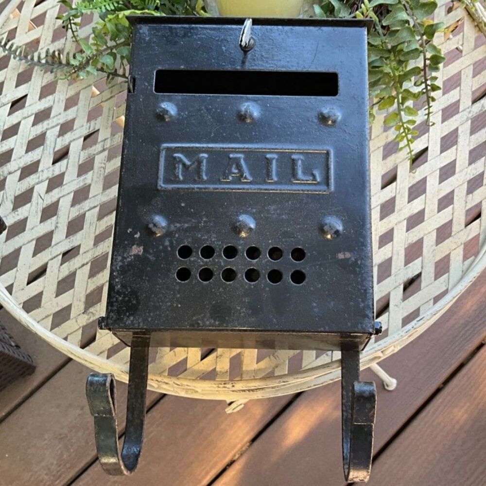 Remington Hardware metal Wall Mailbox Vintage Craftsman Style newspaper hooks